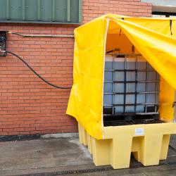 IBC anti-freeze dispenser